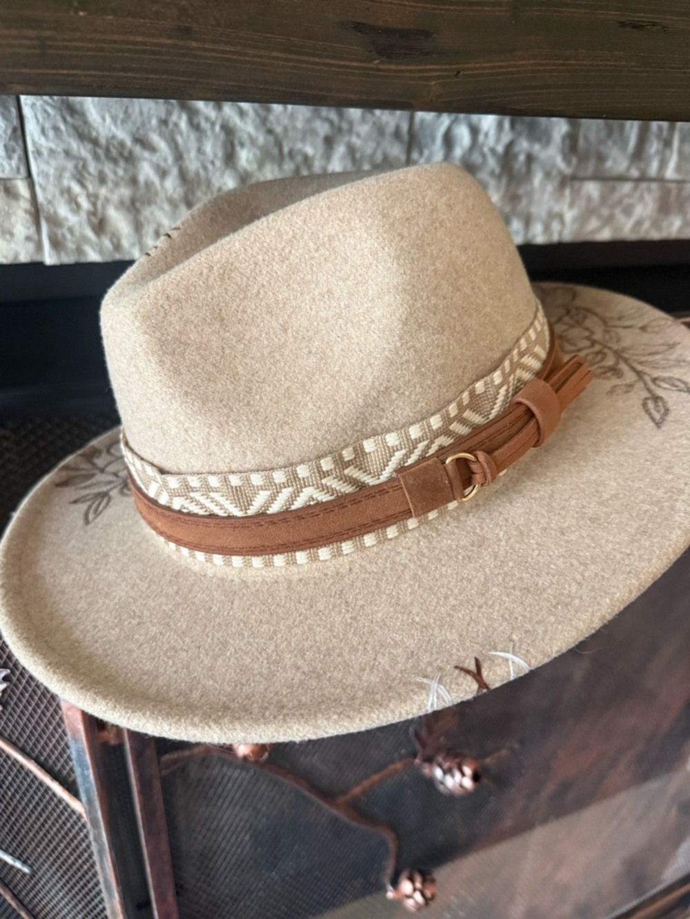 Cream Burned/Embroidered Felt Fedora Hat - Picture 2 of 3